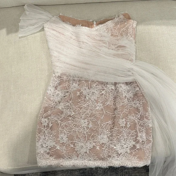 Chic Strapless White Lace Dress - Picture 6 of 8